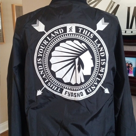 Black Jacket - Picture 2 of 2